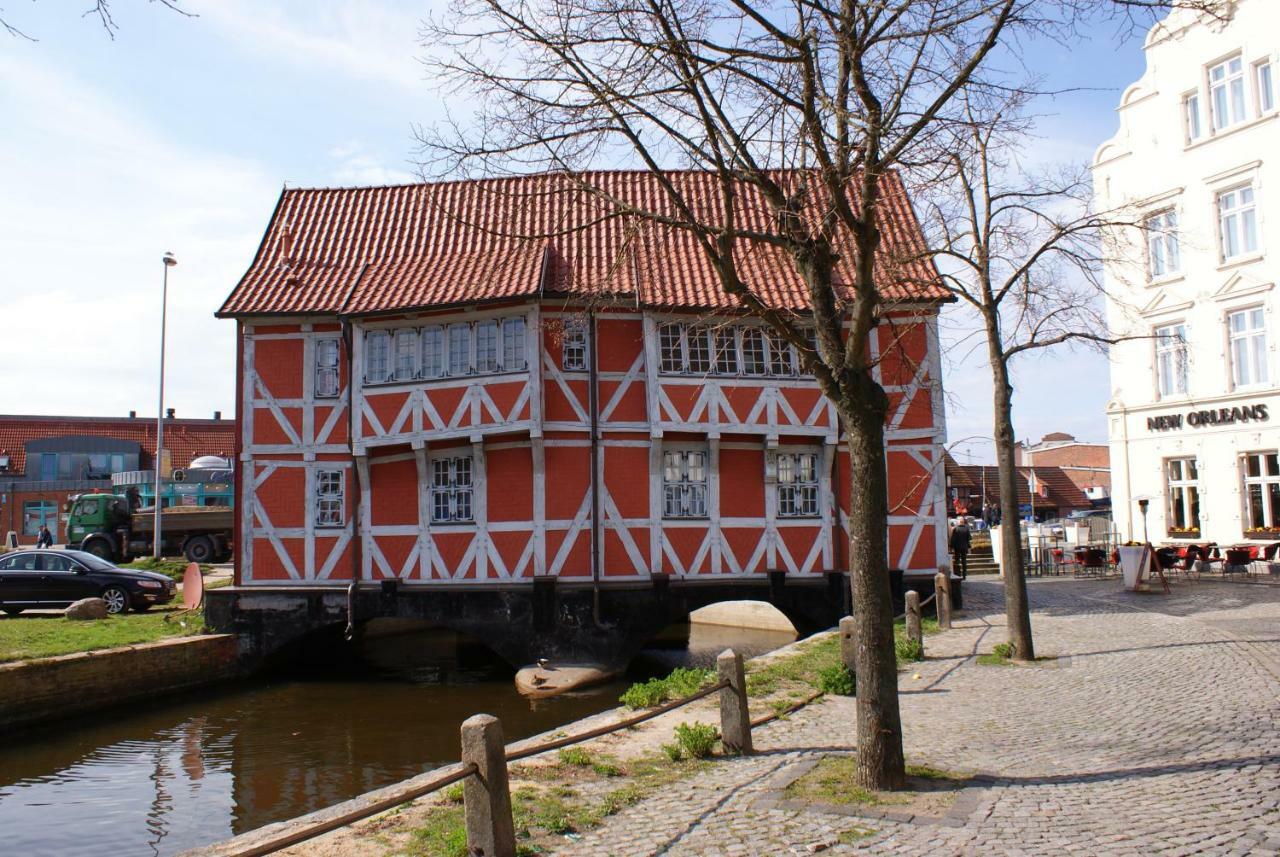 Seestern Am Hafen Mit Balkon - Abc139 By AbcWißmar Zewnętrze zdjęcie